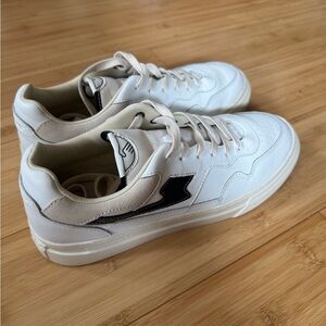 Stepney Workers Club Pearl S-Strike Leather Sneakers